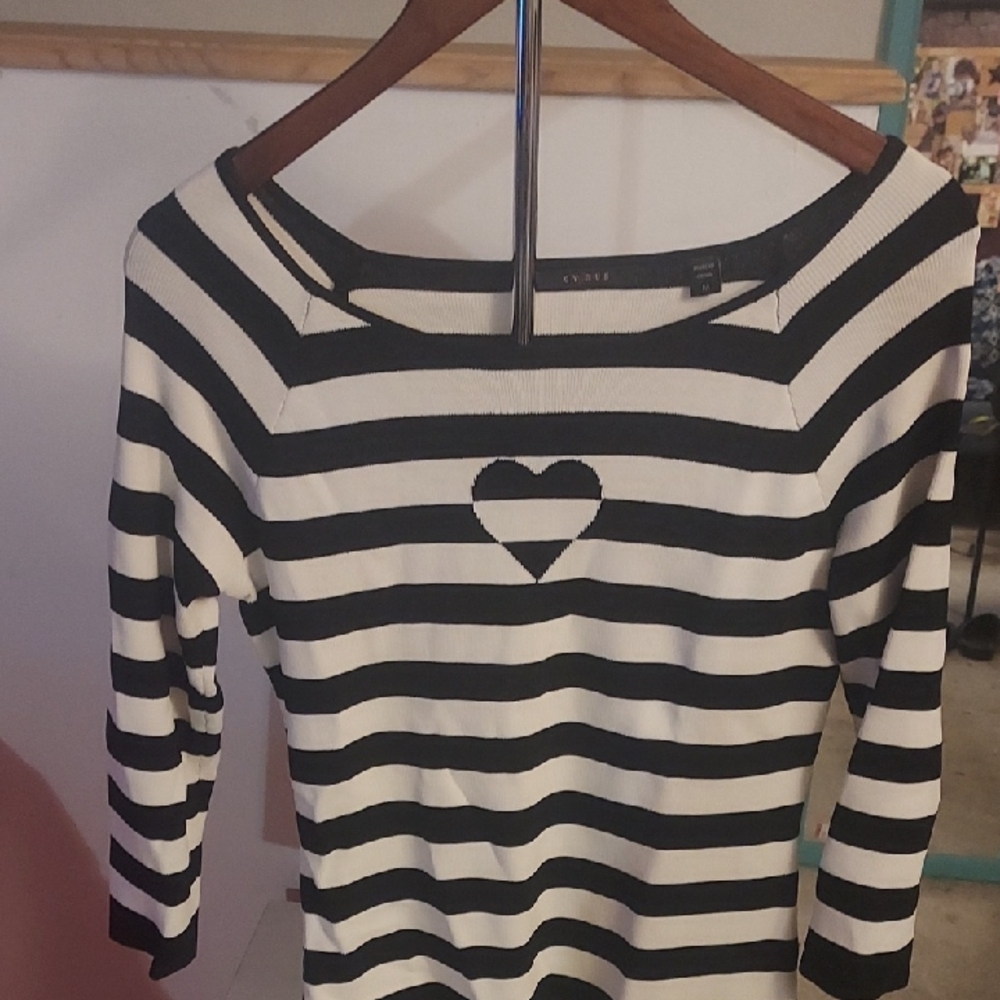 Black and White Striped Sweater with Heart From Cyrus
